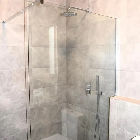 Апартаменты Solara Heaven,